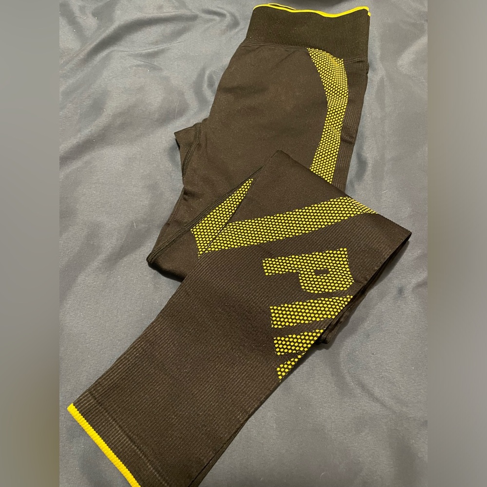 NWOT Victorias Secret Pink Active Ribbed Full Length Workout Leggings - Picture 12 of 13